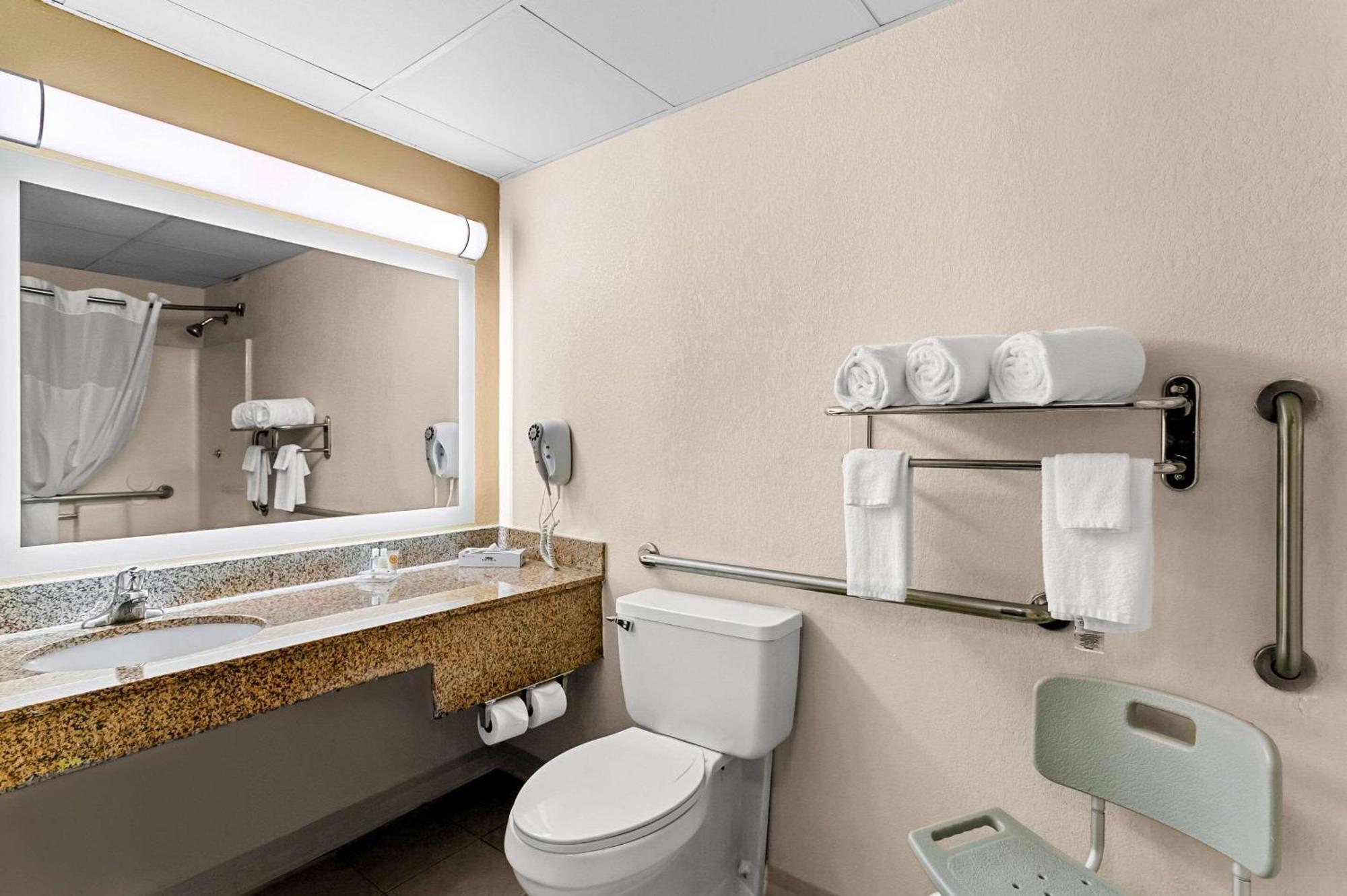 Quality Inn Jessup - Columbia South Near Fort Meade Zewnętrze zdjęcie