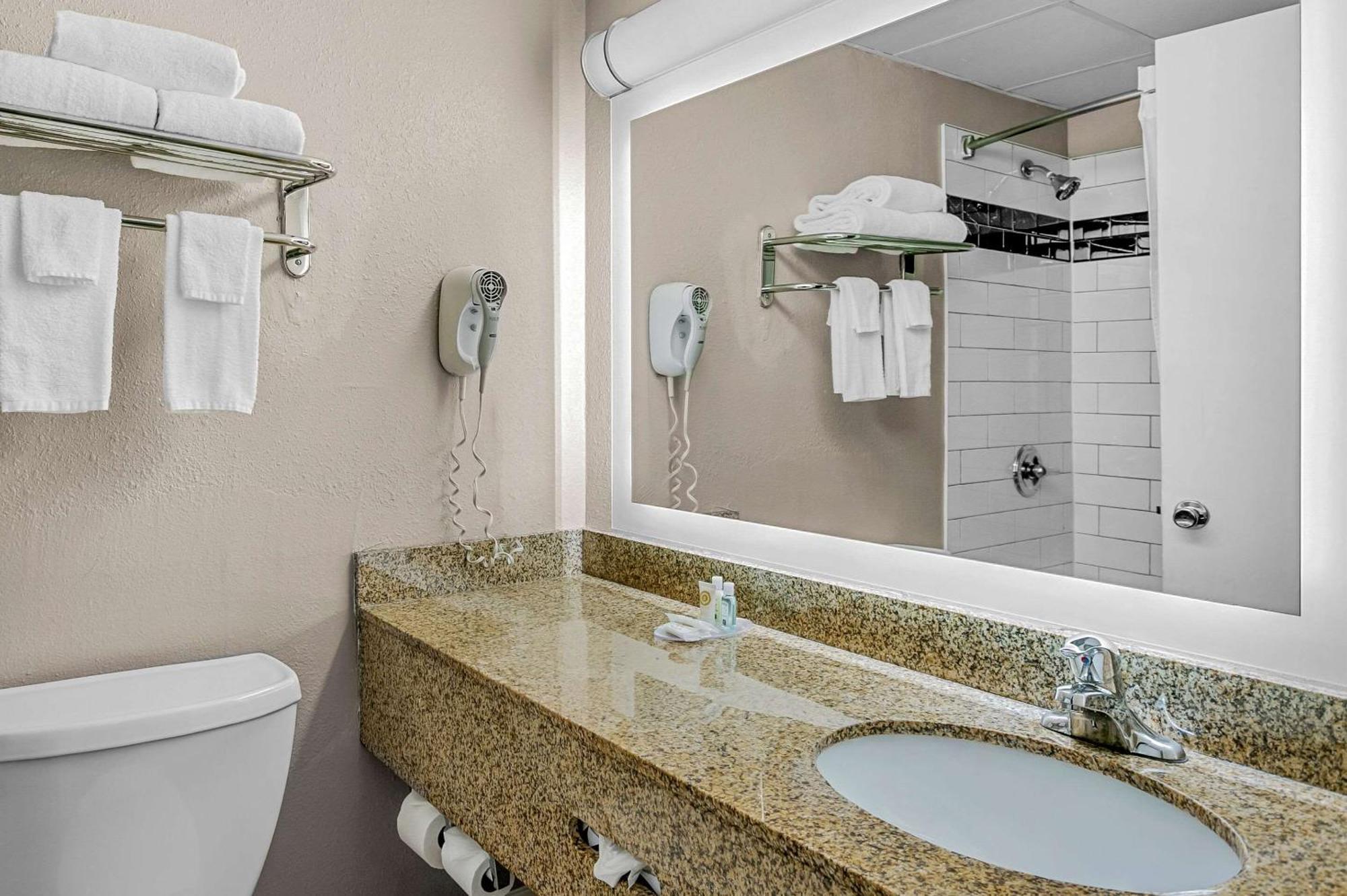 Quality Inn Jessup - Columbia South Near Fort Meade Zewnętrze zdjęcie